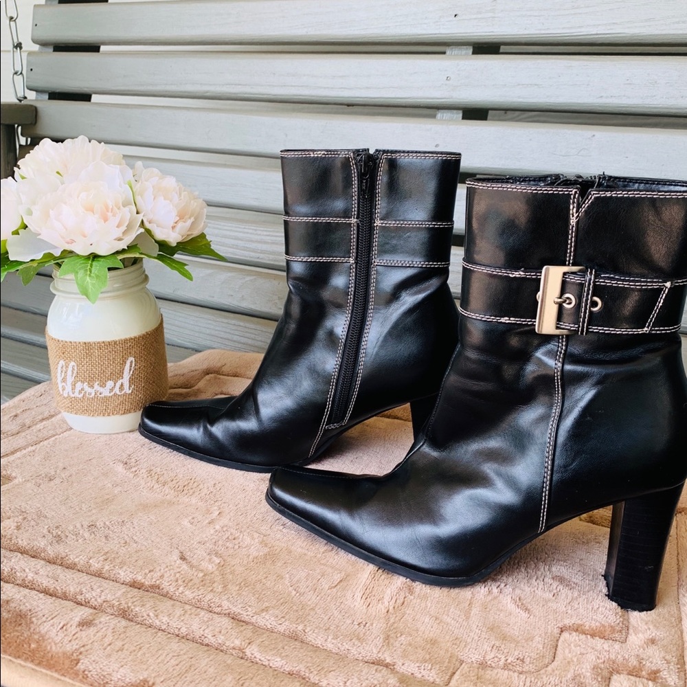 Women’s Ankle Bootie